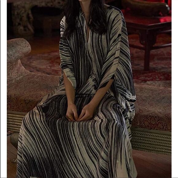 NEW Striped Kaftan Cover Up Dress - Picture 3 of 8